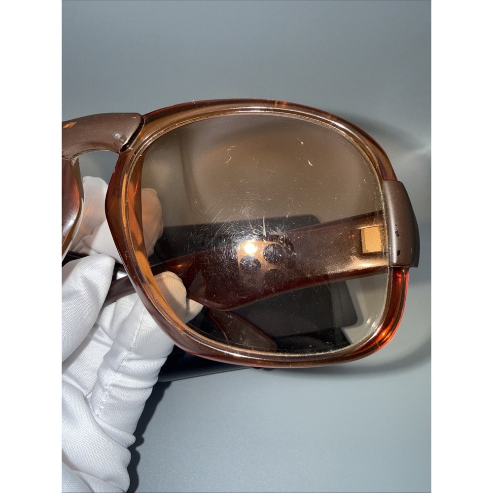 Yves Saint Laurent France "Jackie O"Oversized 1970s YSL Sunglasses & YSL Case - Picture 9 of 12